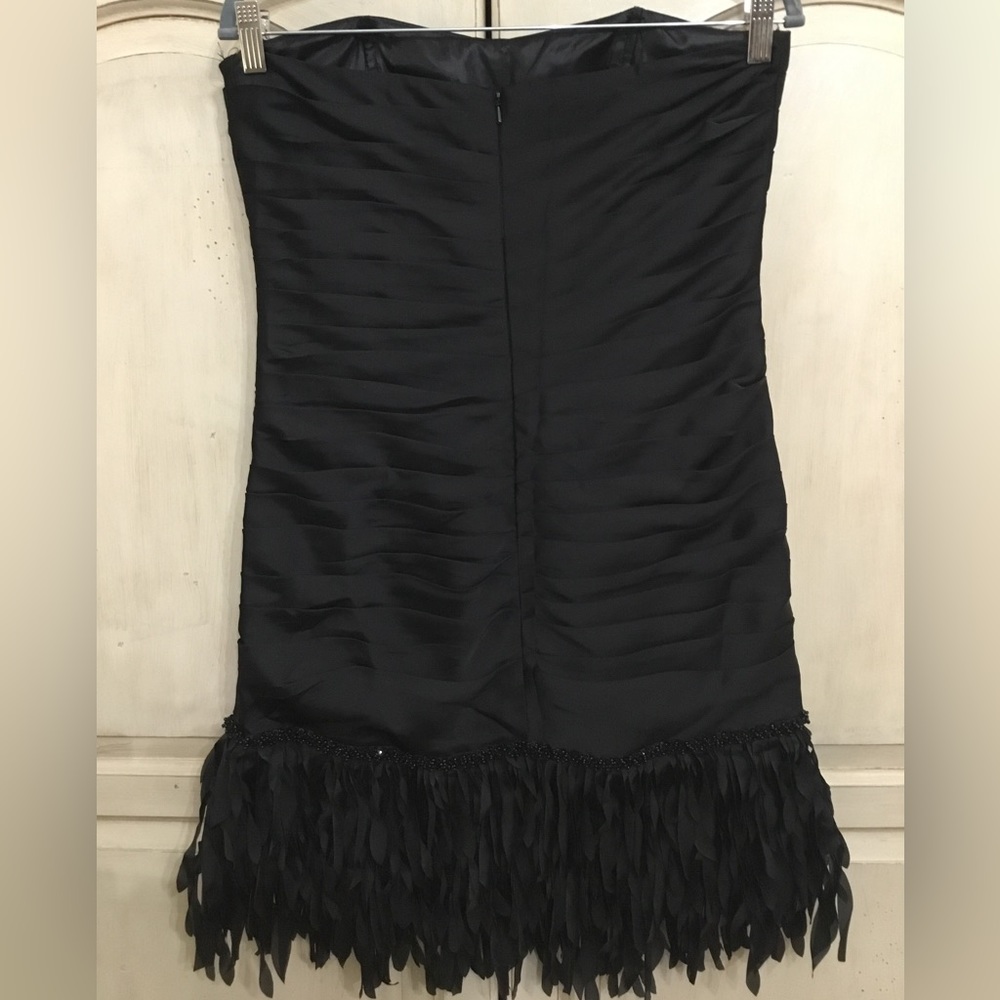 JS Collections Fringe Hem Strapless Dress Size 8 EUC - Picture 2 of 7